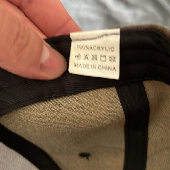 Camouflage Baseball Cap - Picture 4 of 4